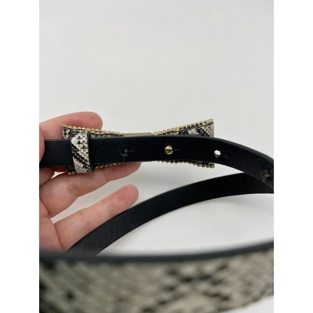 The Limited Belt Sz‎ M Snake Print Black White Faux Snakeskin Gold Stud Closure